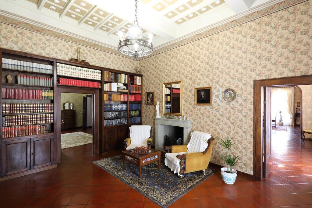 Appartement Palazzo Febei à Orvieto Extérieur photo